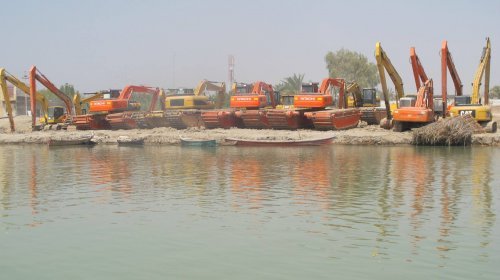 الموارد تنفذ حملة لتنظيف نهر الفرات 
