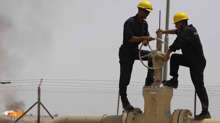 العراق يعلن تفاصيل تعاونه مع سلطنة عمان بمجالي النفط والغاز 