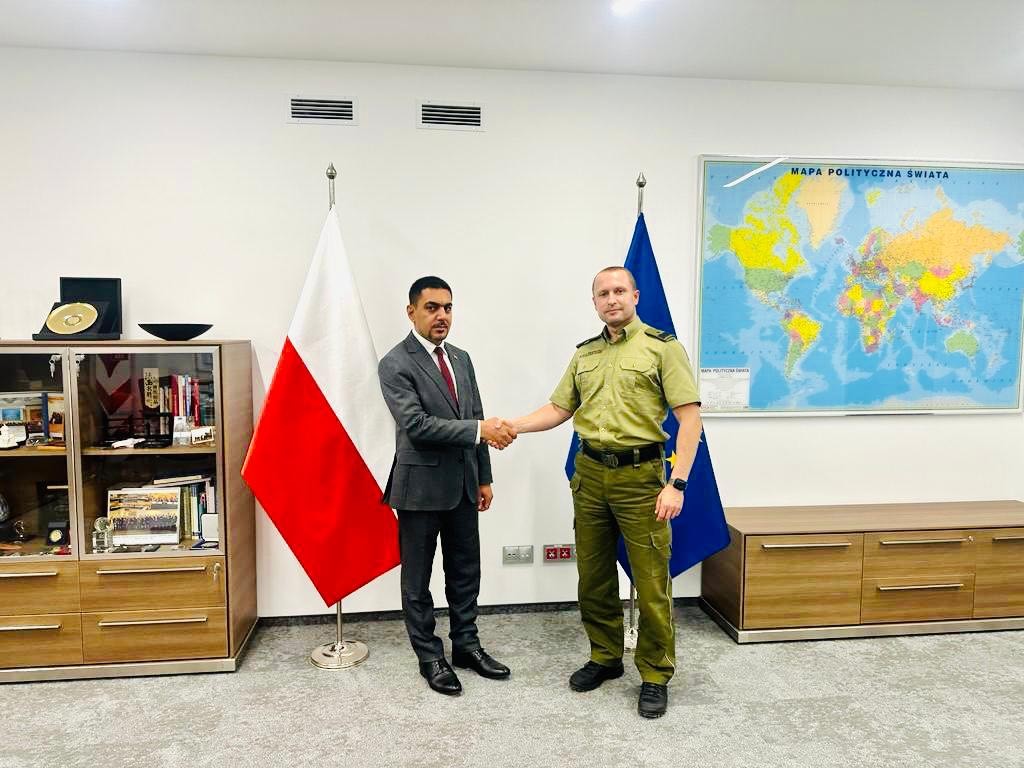 العراق يبحث مع بولندا تنظيم دورات تدريب للقوات الأمنية 