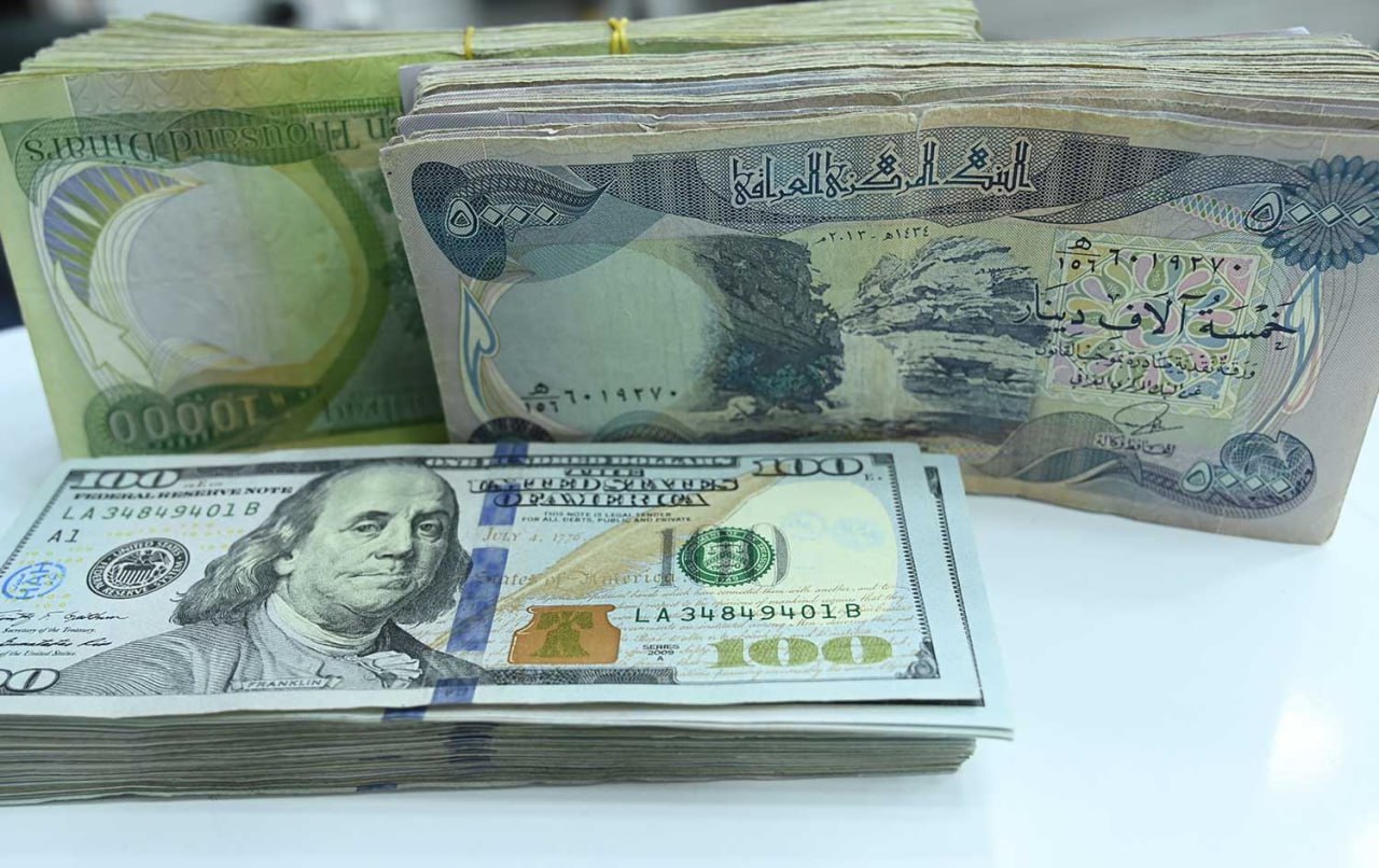 الدولار يواصل هبوطه التدريجي متراجعاً إلى 150 ديناراً  