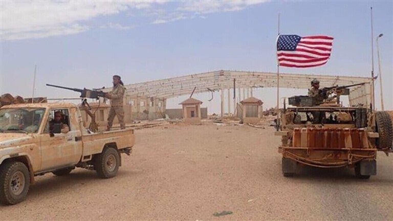 استهداف قاعدة الشدادي الأمريكية جنوب مدينة الحسكة السورية 