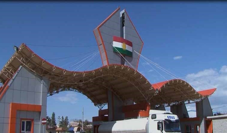 ملف إيرادات منافذ كردستان ينذر بأزمة جديدة بين بغداد وأربيل 