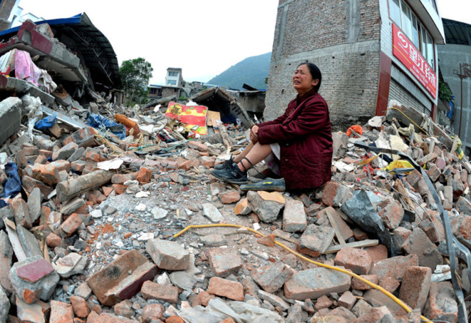 زلزال بقوة 6.2 يضرب الصين.. وسقوط 118 قتيلاً على الأقل 