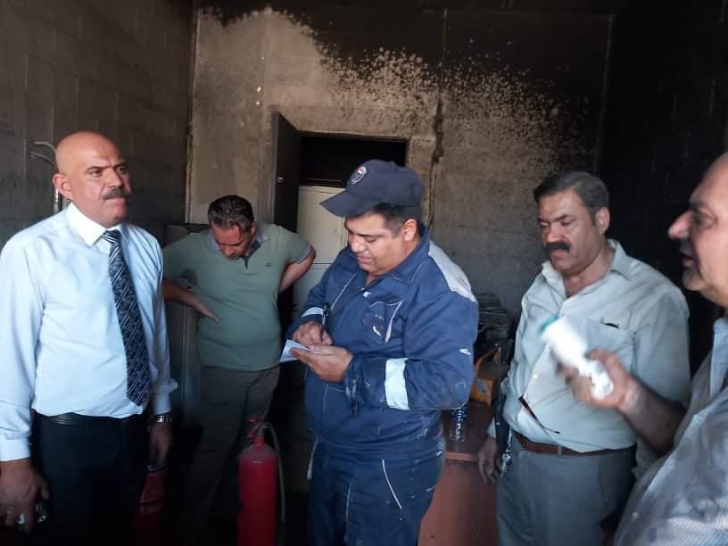 بالصور.. إخماد حريق في الطابق الثالث بجامعة بغداد