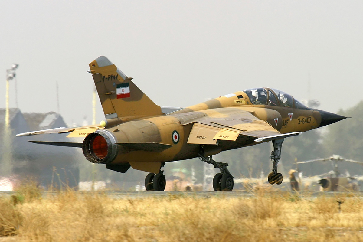 طهران: القوة الجوية الإيرانية أدت دورا بارزا بمكافحة داعش والبعث في العراق 