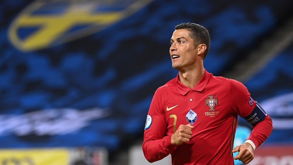 مدربه: رونالدو سيلعب بقميص منتخب البرتغال حتى  كأس العالم 2026 